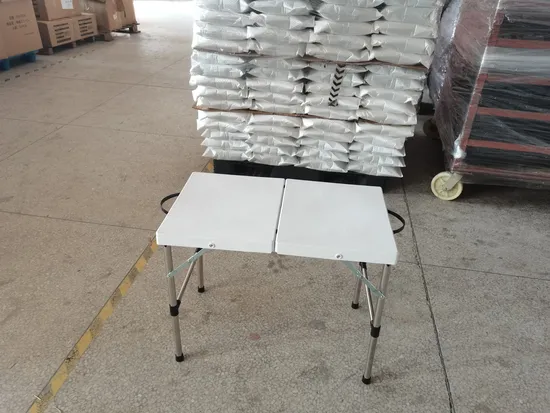 Folding Picnic Stable Outdoor Plastic Folding Table Suitcase Picnic Table 
